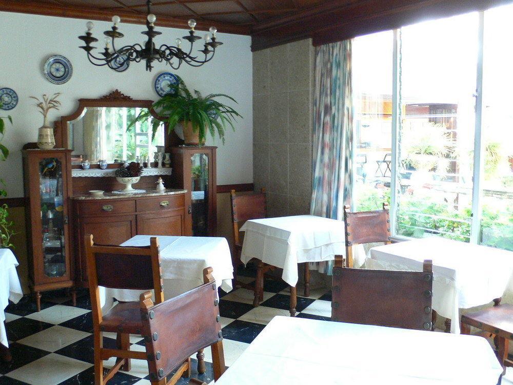Hostal Cas Bombu Cala Ratjada  Exterior foto