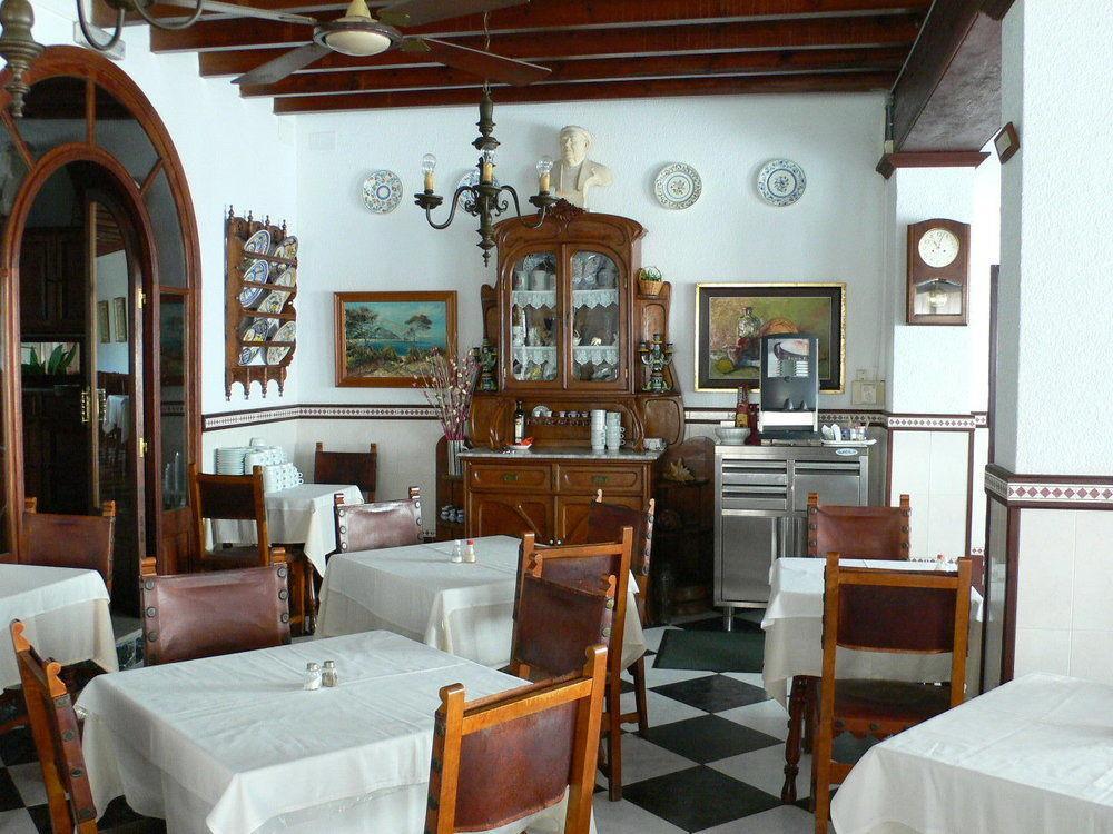 Hostal Cas Bombu Cala Ratjada  Exterior foto