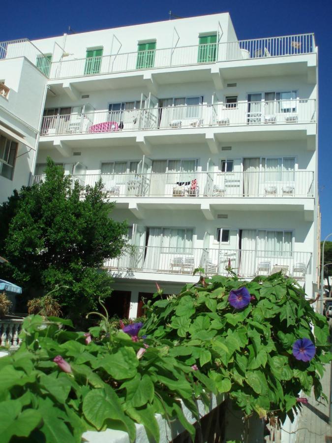 Hostal Cas Bombu Cala Ratjada  Exterior foto